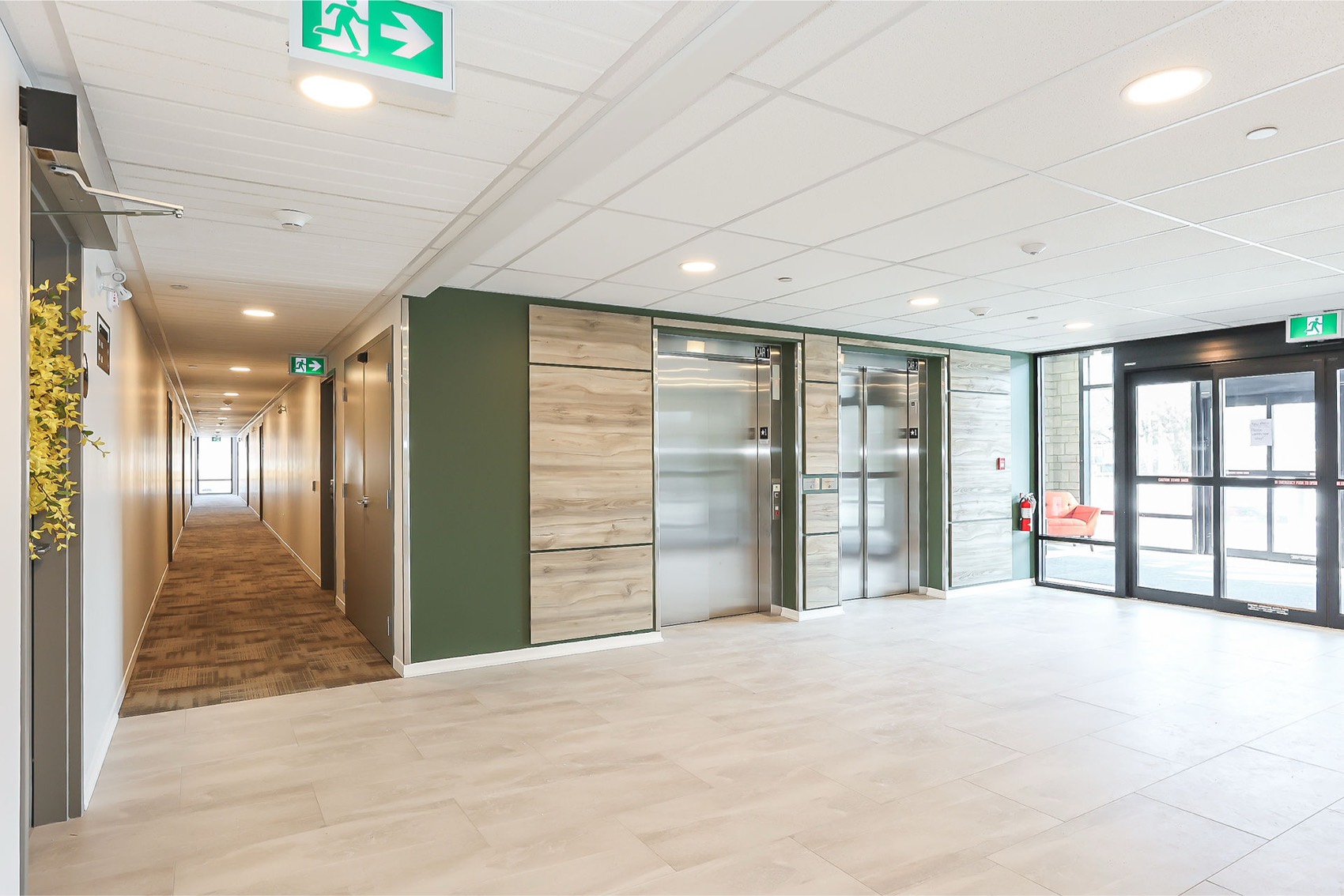 Adelaar Condominium - Vineland - Lobby