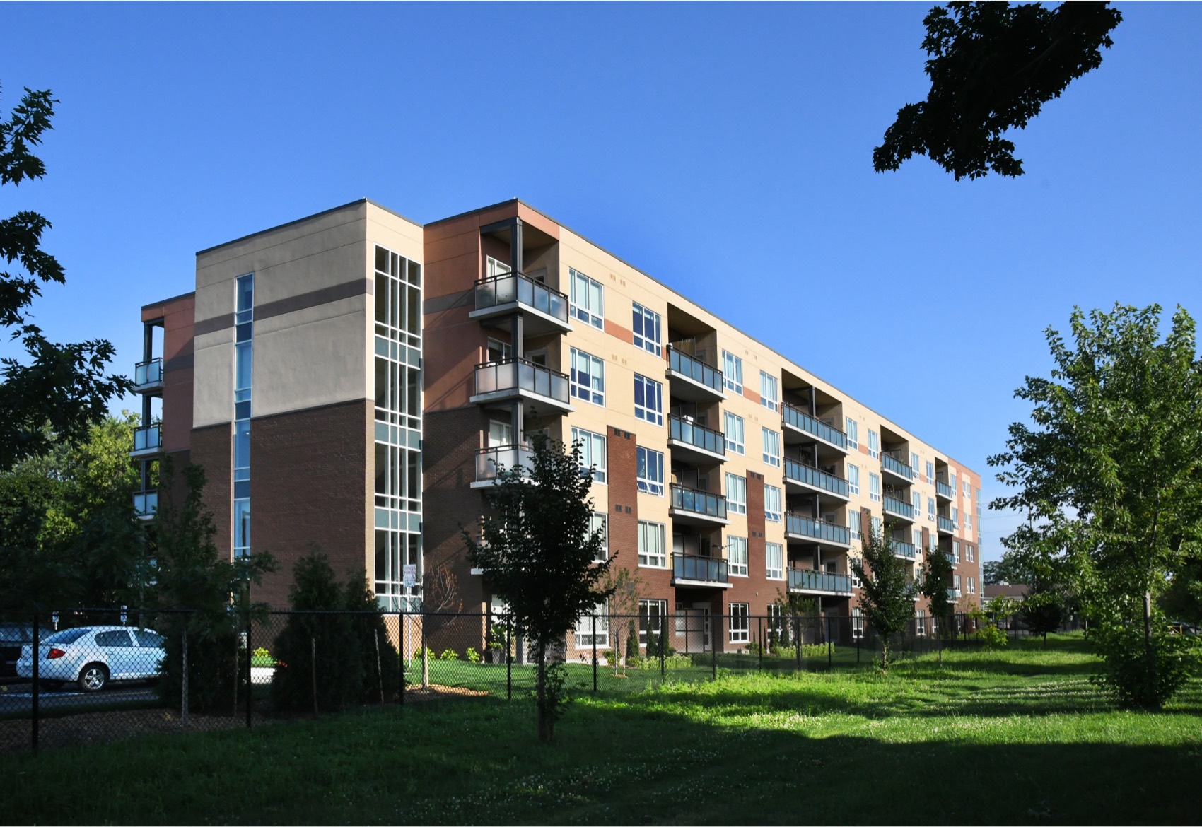 527 CARLTON STREET AFFORDABLE HOUSING - Rear L